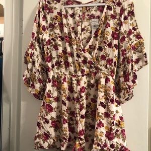 Floral romper new with tags